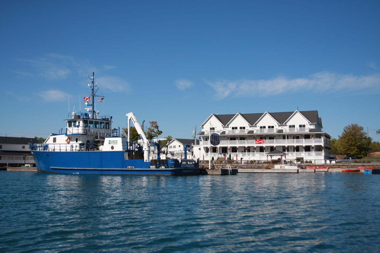 Sportsman'S Inn Resort & Marina Killarney Zewnętrze zdjęcie